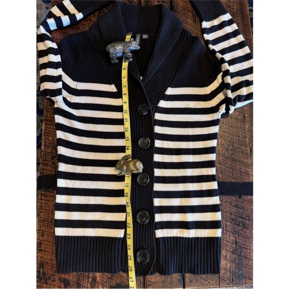 Madison black and white knit sweater button-down belted cardigan size medium - Picture 7 of 13